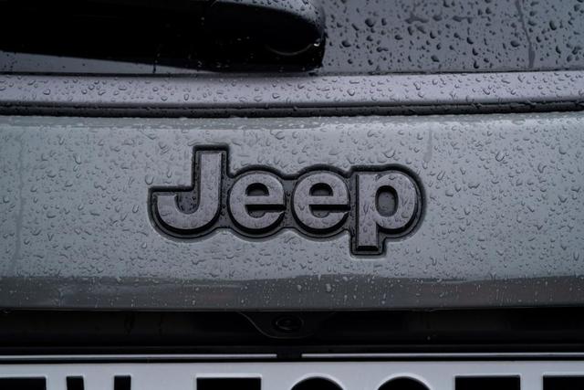 Jeep将推小型越野车，竞争铃木吉姆尼