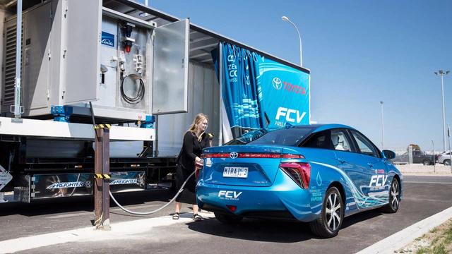 氢燃料汽车零污染，动力也比电动车足，为何还是打不过电动汽车？